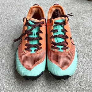 New in box Nike air zoom terra Kiger 8 size: 6 women’s